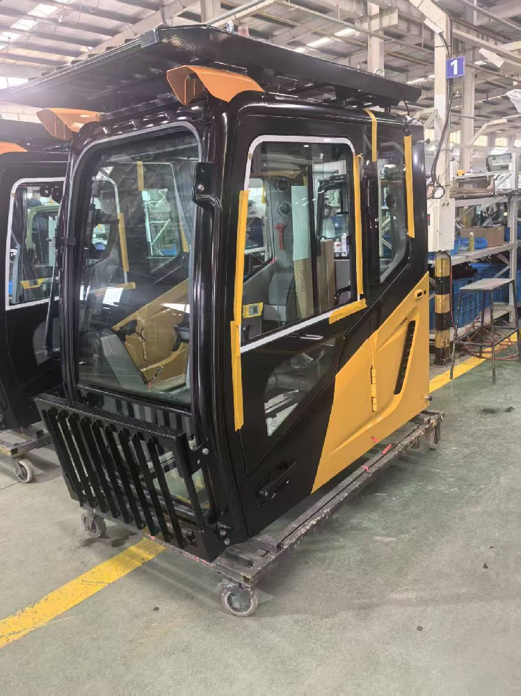 工程机械驾驶室