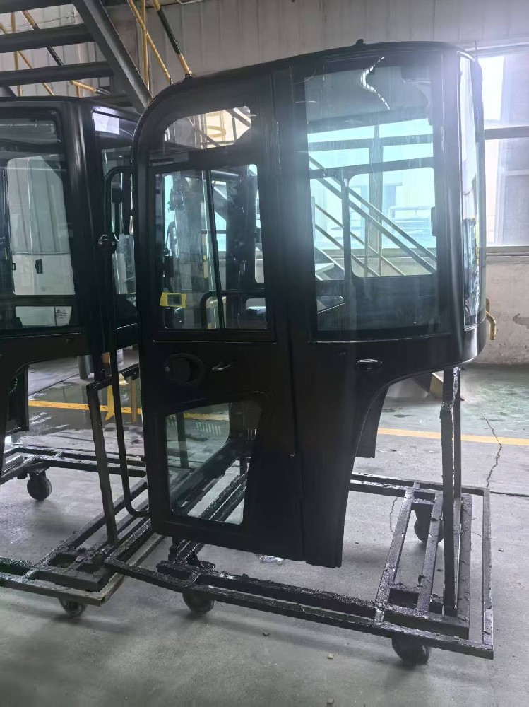 工程机械驾驶室