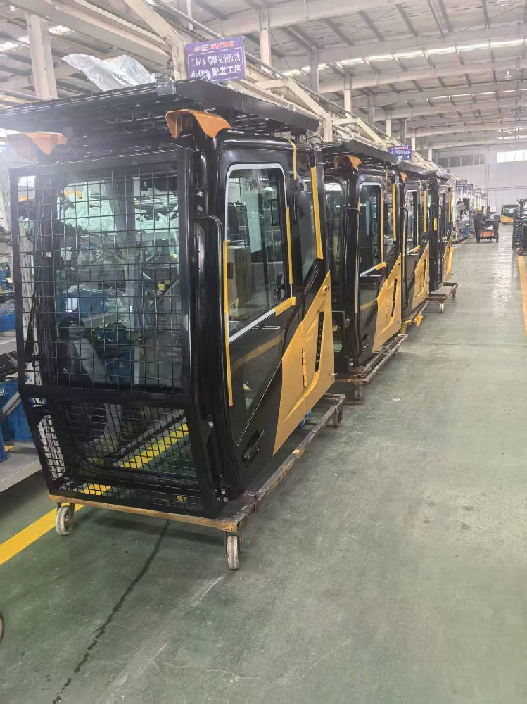 工程机械驾驶室