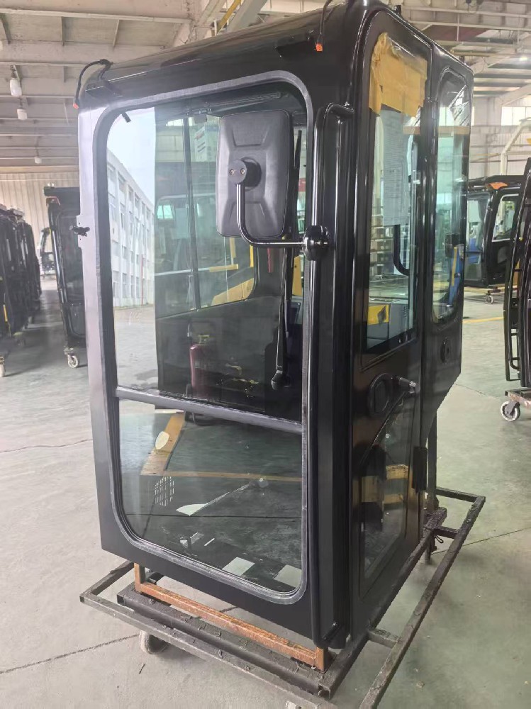 工程机械驾驶室